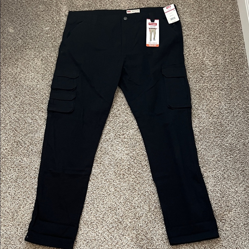Wrangler Men's Dark Cargo Pants